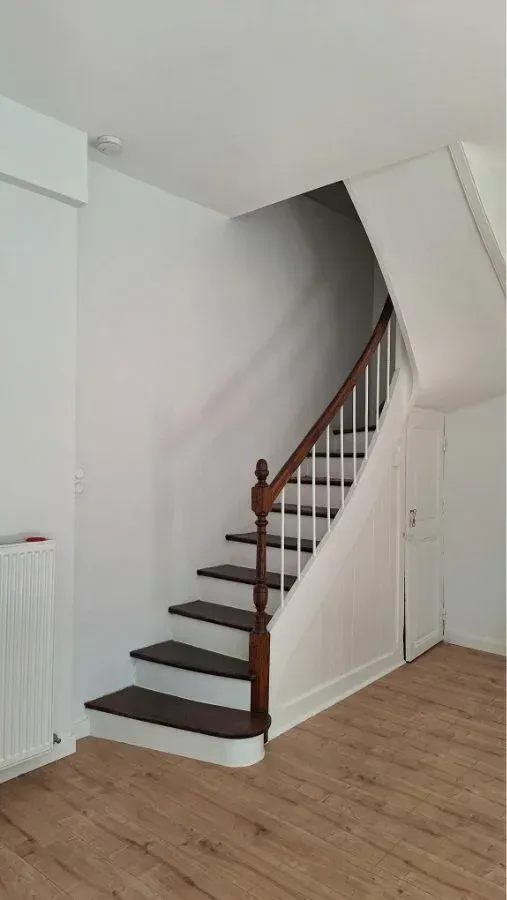 gremmsol-ingenierie-Maitre-d-oeuvre-Chateaugiron-24-Escalier-renove-apres-incendie